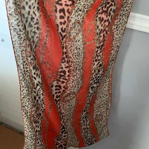 Closed Loop Scarf - Picture 6 of 6